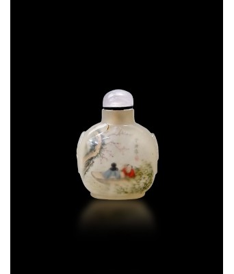 A Chinese Dinghong Mark Famille Rose Figures Snuff Bottle Qing Dynasty 1644-1912