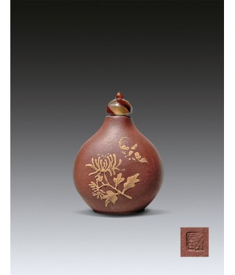 A Chinese Yixing Clay Flower Snuff Bottle Qing Dynasty 1644-1912