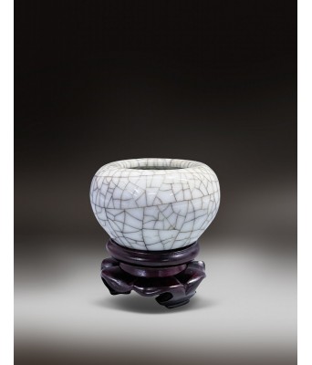 A Chinese Ge Glazed Waterpot Qing Dynasty 1644-1912