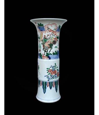A Chinese Famille Vert Figures Vase Qing Kangxi Period 1661-1722