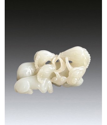 A Chinese White Jade Golt Qing Dynasty 1644-1912