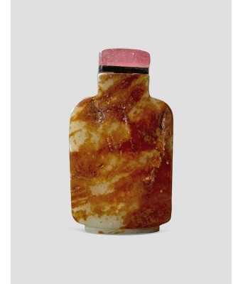 清中期和田白玉素面洒金皮鼻烟壶