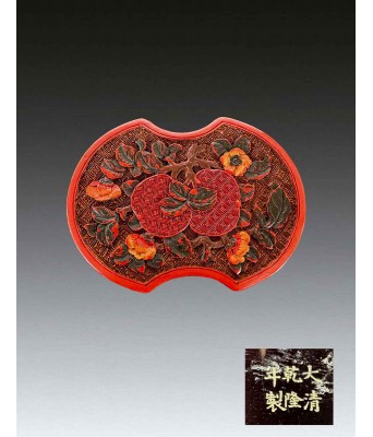 清乾隆漆雕三色荔枝文房盒 1735-1796