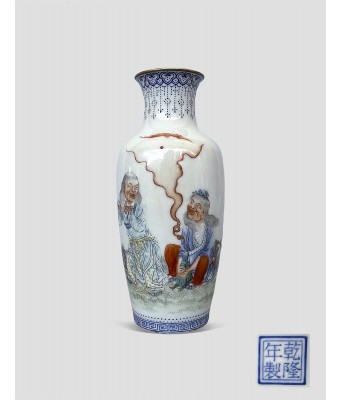 民国粉彩和合二仙花瓶