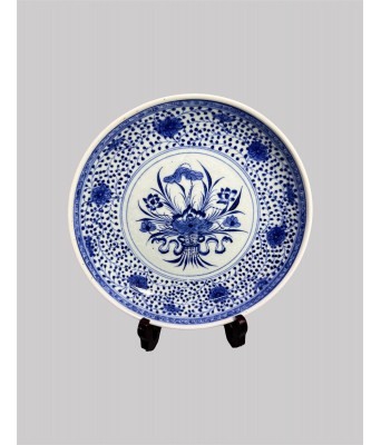 清乾隆青花一束莲盘 1736-1796