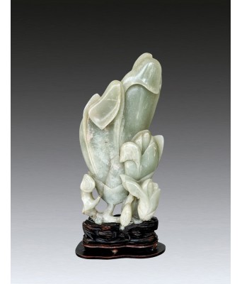 明代白玉玉兰花花插带底座 1368-1644