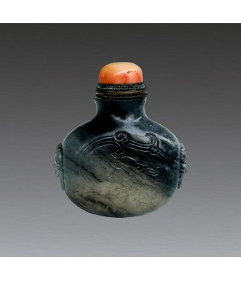 清和田墨玉双狮辅首鼻烟壶 1644-1912
