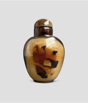 清玛瑙素面鼻烟壶 1644-1912