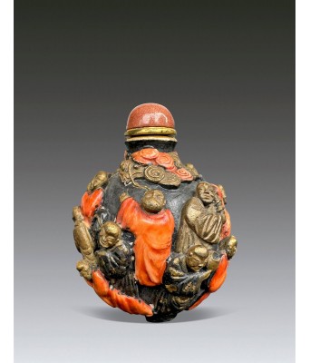 清高浮雕瓷器十八罗汉鼻烟壶 1644-1912