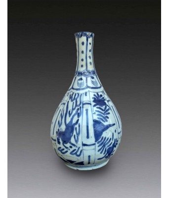 明万历青花海水瑞兽胆瓶 1573-1620