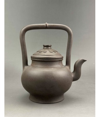 A Chinese Yixing Clay Teapot Early Qing Dynasty