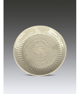 A Chinese White Glazed Ding Ware Plate Jin Dynasty 1115-1234
