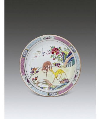 A Chinese Famille Rose Two Dears Plate Qing Yongzheng Period 1722-1735