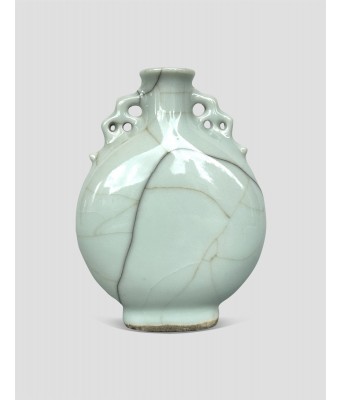 A Chinese Guan Glazed Vase Qing Qianlong Period 1735-1796