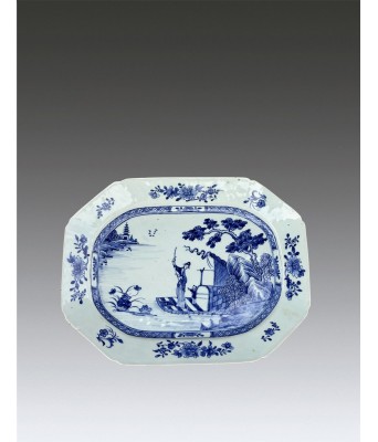 A Chinese Blue and White Figure Plate Qing Qianlong Period 1736-1796