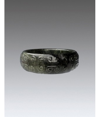 A Chinese Spinach Jade Bracelet Ming Dynasty 1368-1644