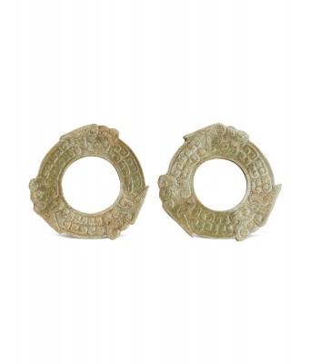 Pair of Dragon Jade Huan Warring States Period