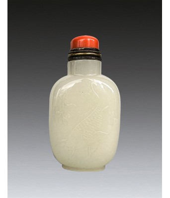A Chinese White Jade Fish Snuff Bottle Mid Qing Dynasty