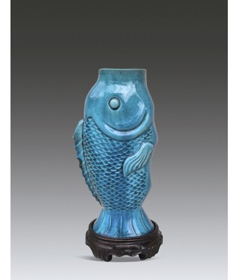 A Chinese Blue Flower Inserter 18 Century