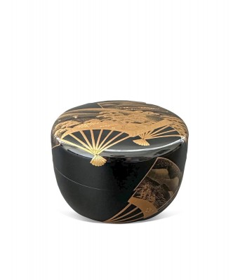 A Japanese Makie Landscape Teapot