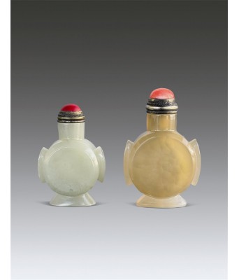 清玛瑙玉鼻烟壶一组两件