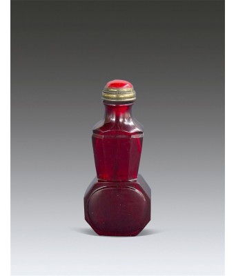 清宝石红料双联形鼻烟壶