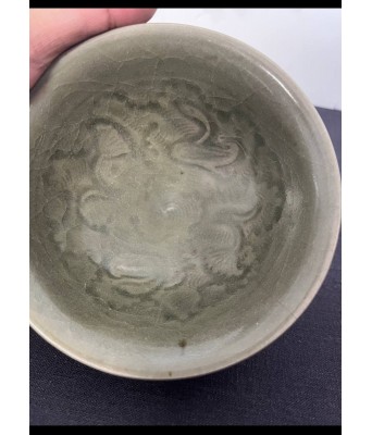 宋代耀州窑青釉刻花碗