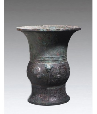 商代带铭文饕餮纹青铜尊 BC1600-1046