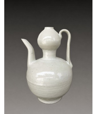 宋代白磁执壶 960–1279