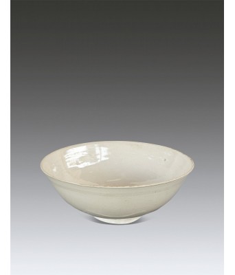 宋定窑素面纹大碗 960–1279