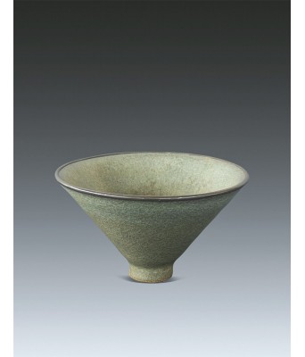 宋代龙泉斗笠碗 960–1279