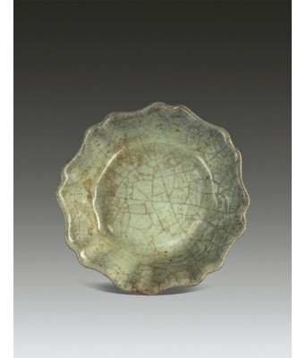 宋代官窑葵口笔洗 960–1279