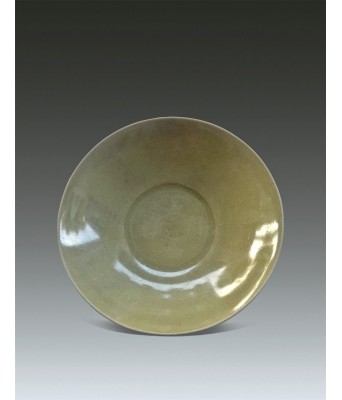 宋代龙泉莲瓣纹盘 960–1279