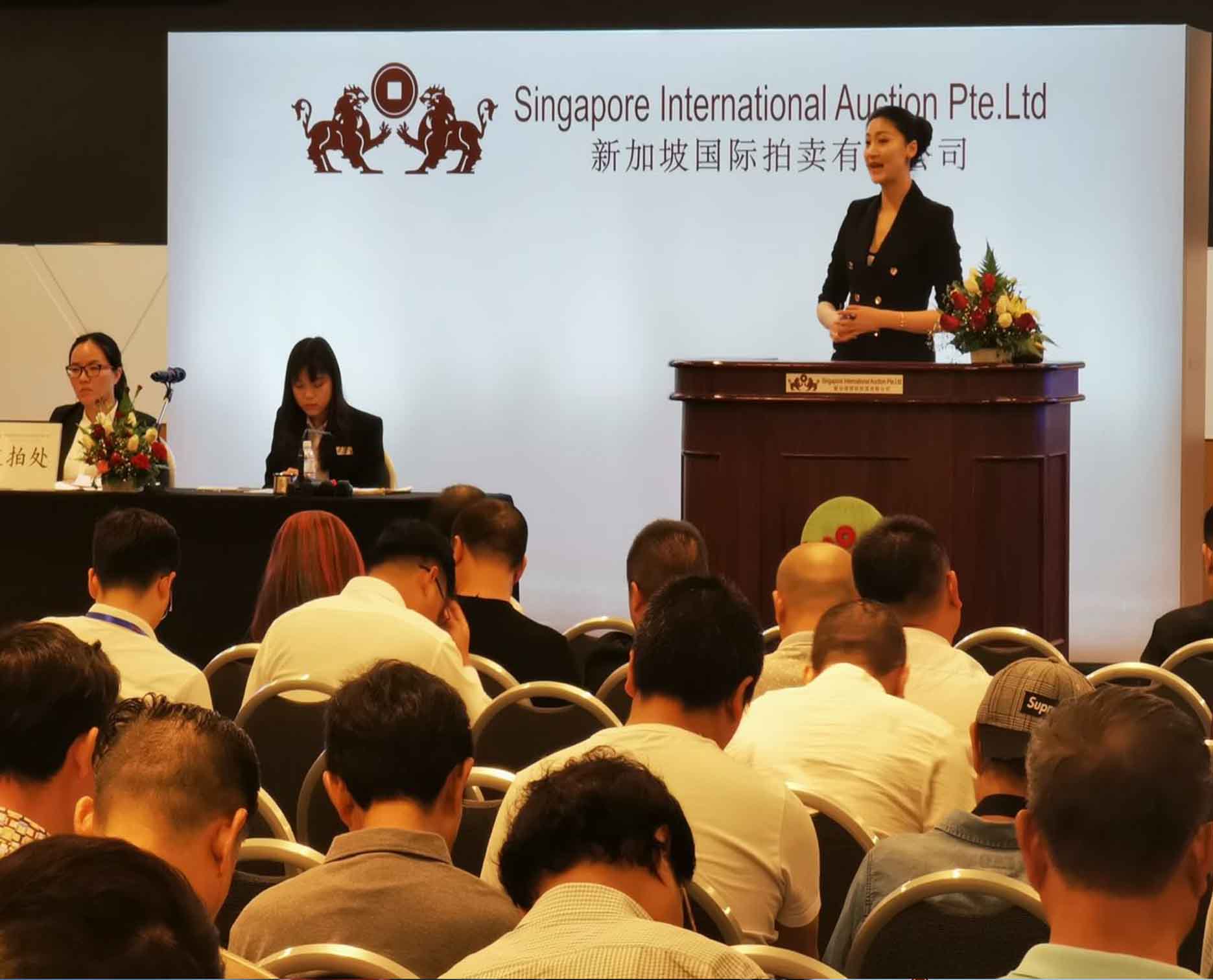方寸之间,可容天地,鼻烟壶闪亮登场 方寸之间,可容天地,鼻烟壶闪亮登场
